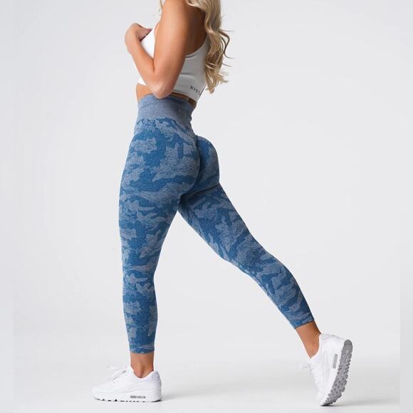 NWT NVGTN Blue Camo Leggings Size Small - Picture 1 of 2